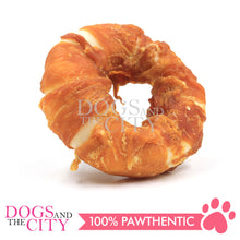 Load image into Gallery viewer, PETTO BAKE ARTISAN DOG TREATS Rawhide Donut Wraps with Chicken 70g - Dogs And The City Online